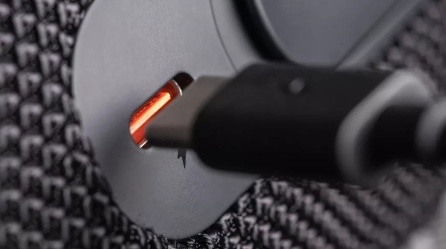 شارژ لپتاپ با USB C