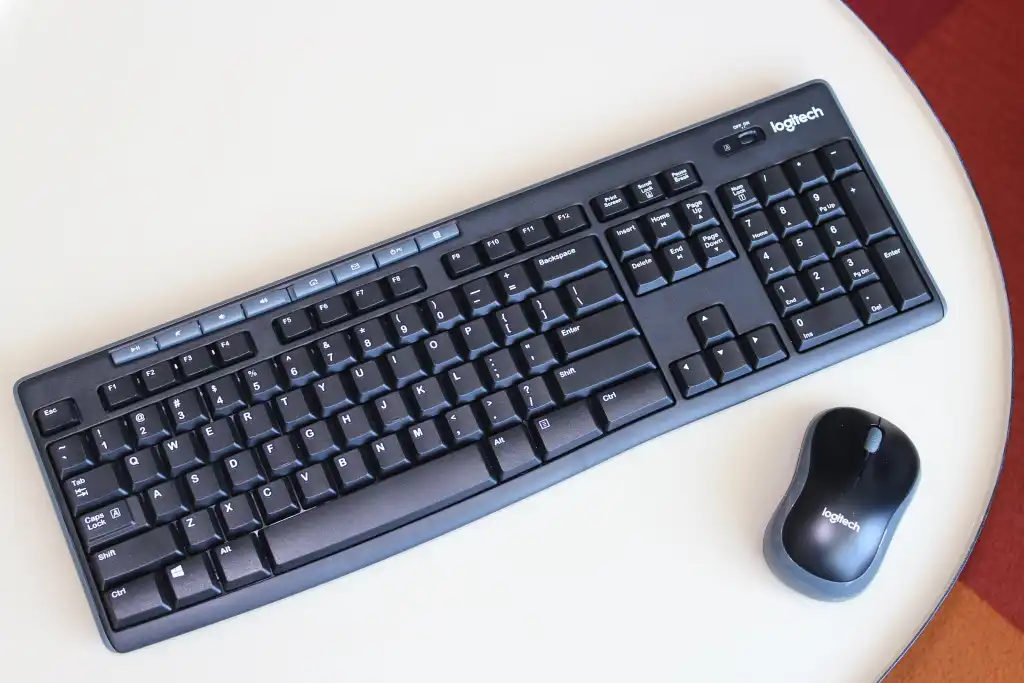 کمبو Logitech MK270