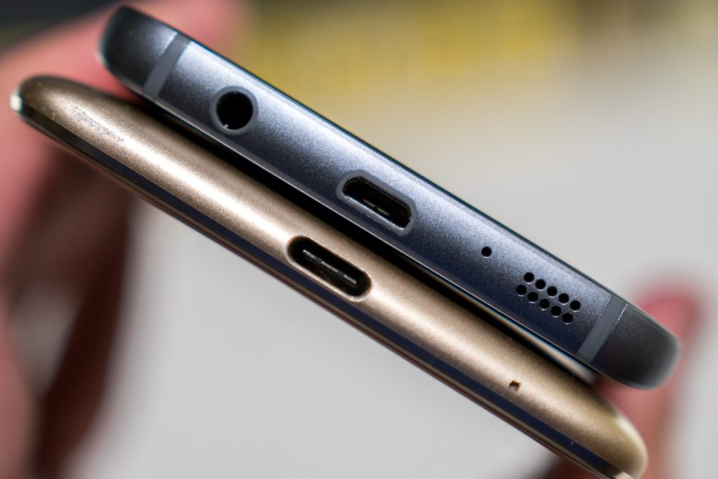 تفاوت USB C و Micro USB